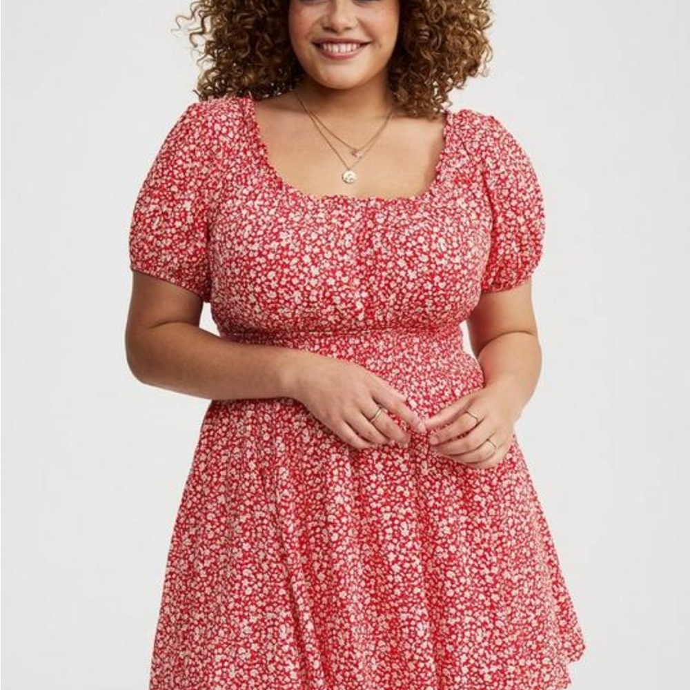 Torrid Puff Sleeve Crinkle Romper with Floral Accents *sold out* size 1